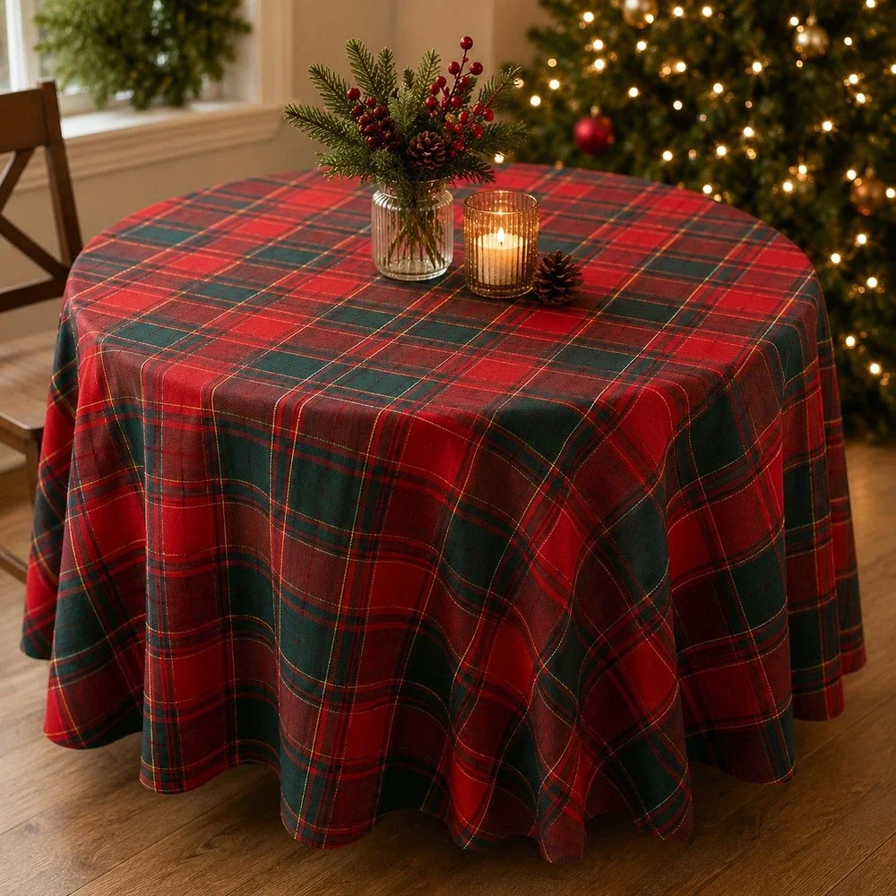 Vintage Christmas Red Green Plaid Tablecloth Gold Metallic Thread 70 x 72 Round